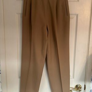 Talbots 100% wool dress pants. Fully lined. Size 6.